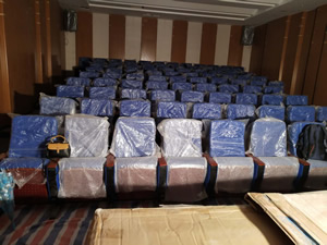 甘肃某学校礼堂椅图片
