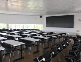 汕头某学校学生课桌椅