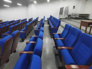 贵州大学音乐学院礼堂椅系列图片