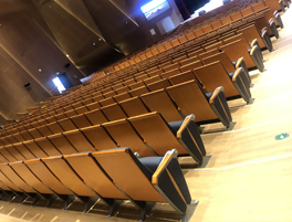 北京某学院礼堂椅图片